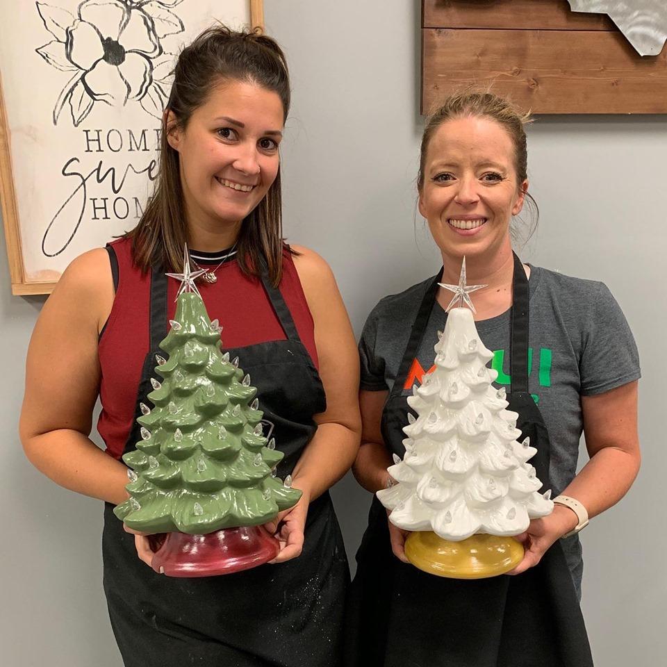 11/19/23 Sunday 2:00 T Daurora Private Christmas Ceramics Event