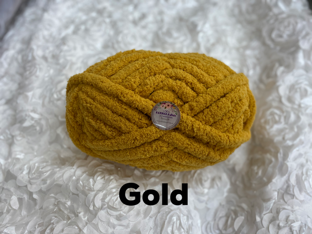 12/08/23 Friday 6:00 PM Cozy Hand Knitted Blanket Workshop